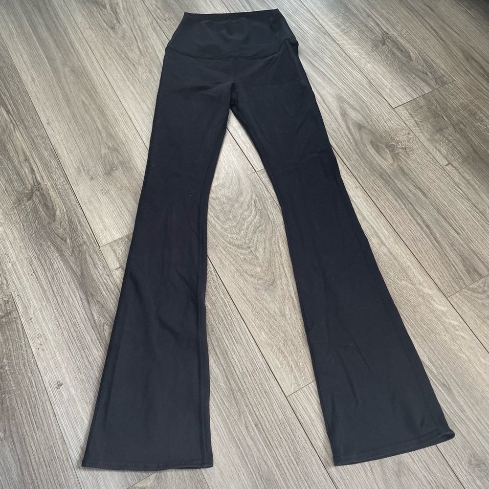 ALO Yoga Black Leggings
